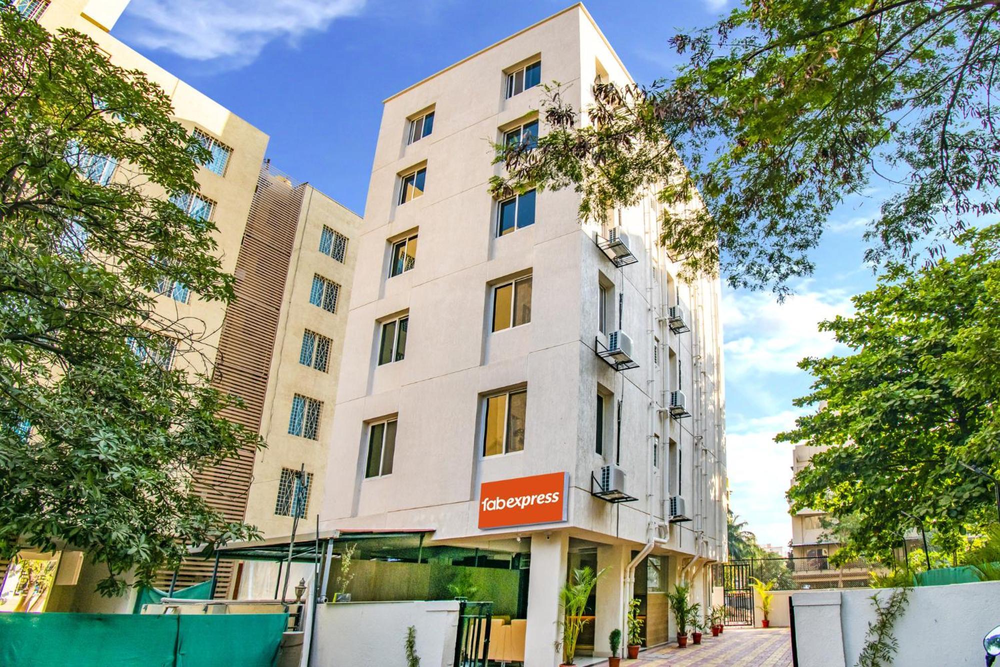 Fabexpress Marvel Bliss - Nr Trump Towers Pune Ngoại thất bức ảnh